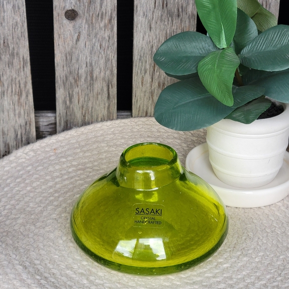 Sasaki Other - SASAKI crystal green handcrafted bud vase